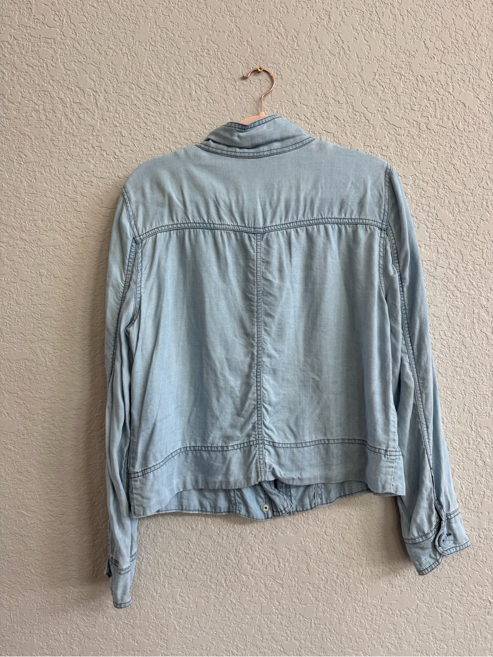 BB Dakota by Steve Madden Light Blue Denim Jacket - Picture 2 of 2